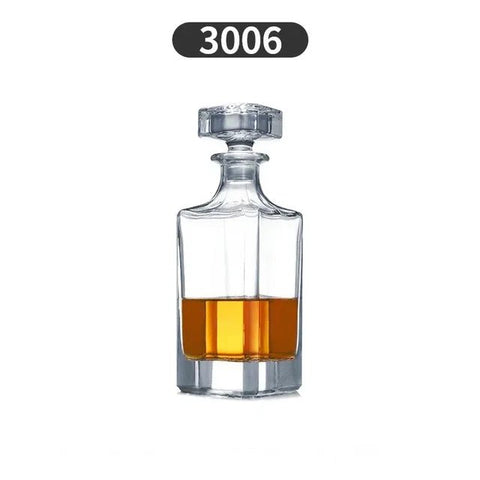 Luxurious Lead - Free Crystal Glass Whiskey Decanter - Elegant Barware for Home Parties - 750ml - The unKAGEd Shop