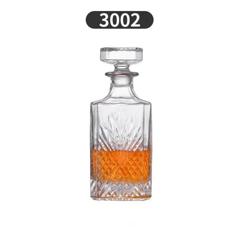 Luxurious Lead - Free Crystal Glass Whiskey Decanter - Elegant Barware for Home Parties - 750ml - The unKAGEd Shop